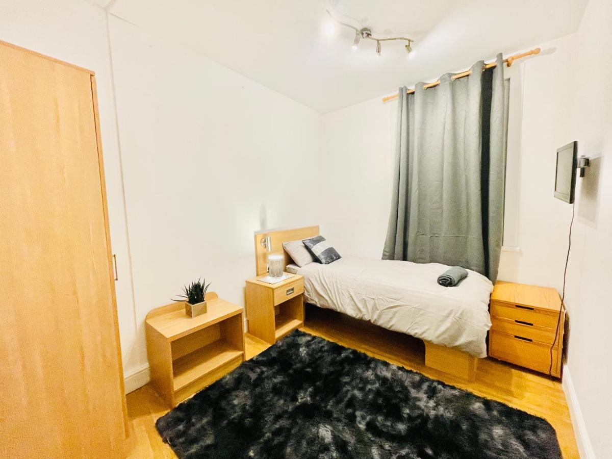 Mandarin Apartment Лондон Екстериор снимка